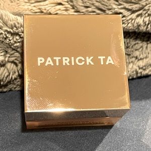 BNIB She’s Juicy lip masque